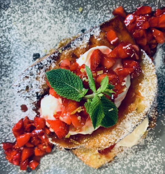frühstücks monatsspecial august